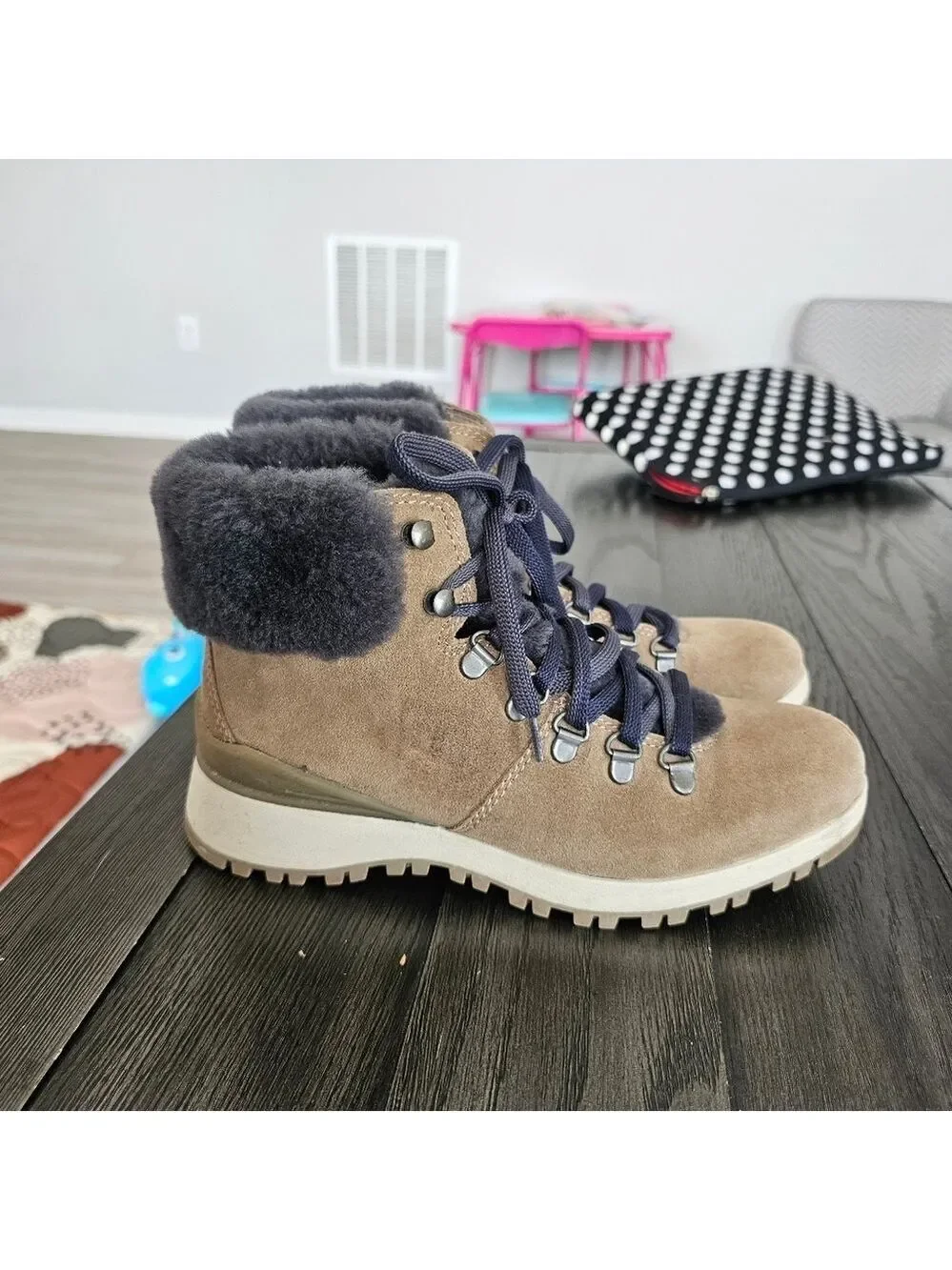 Bionica Diablo Women’s Boots Tan Shearling Boots
